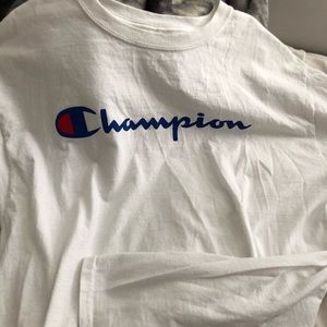 NEW w/o tags Champion crewneck tee